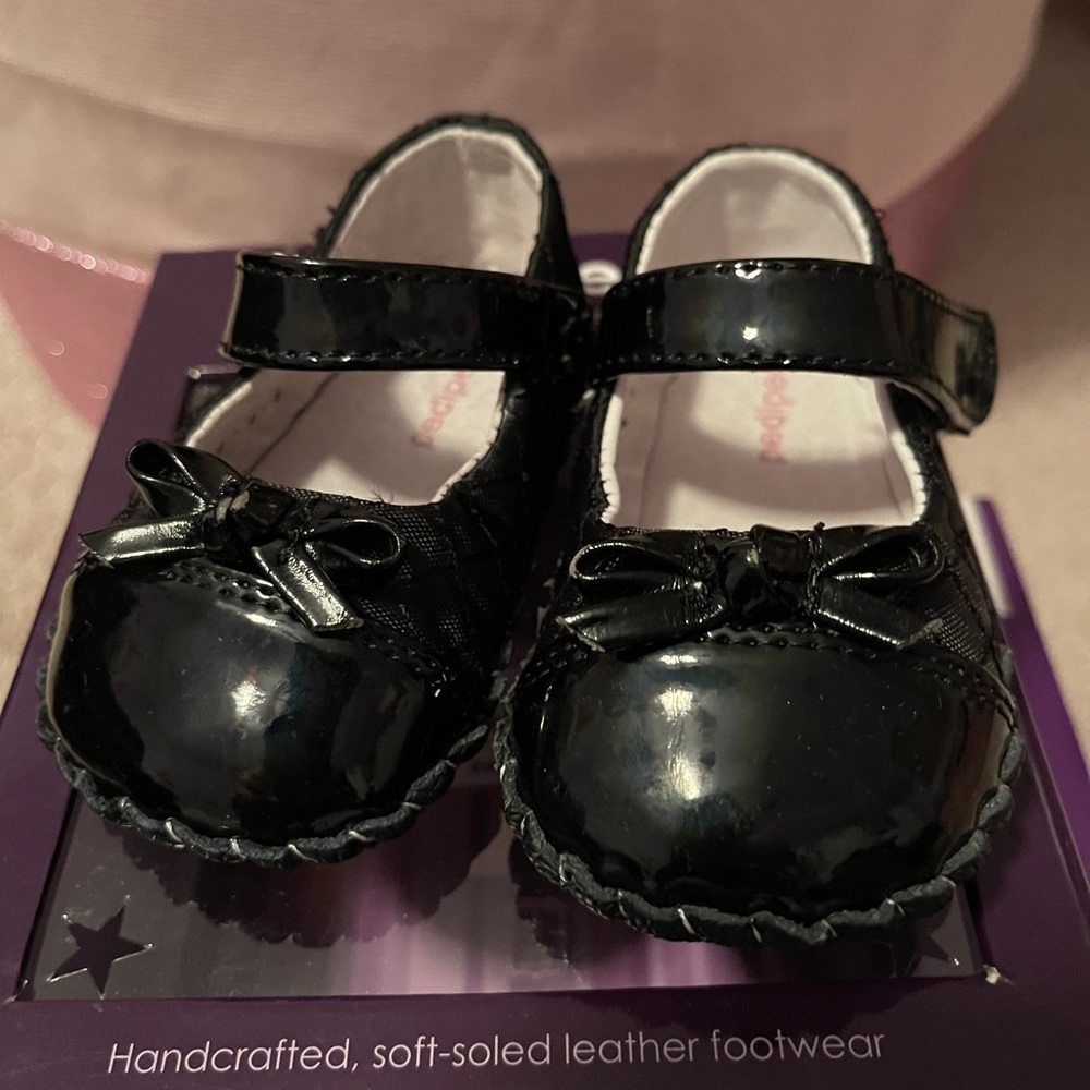 Pediped Black Patent Girl Shoes sz 0-6m